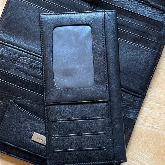 Vintage Perlina Black Leather clutch Wallet with check book holder - Picture 9 of 11